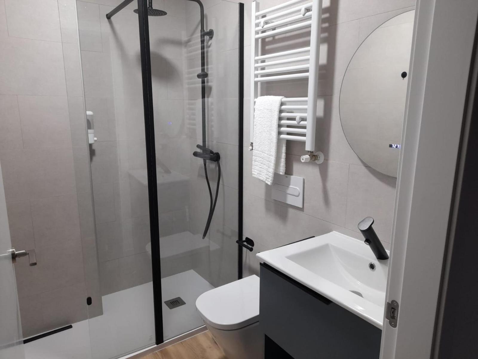 Apartamentos Recunchos โอว์เรนเซ ภายนอก รูปภาพ